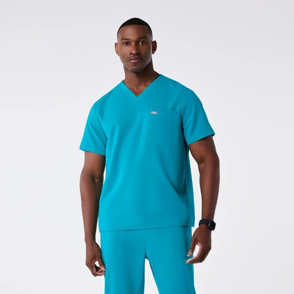 FIGS Leon Three-Pocket Scrub Top™ - Picture 1 of 5